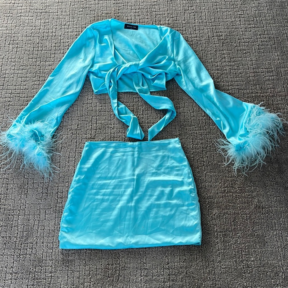 Skirt set w feathers